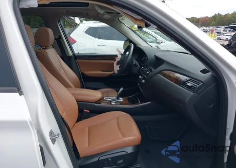 2017 BMW X3 xDrive28I z USA, uszkodzony, nr VIN 5UXWX9C53H0D98271